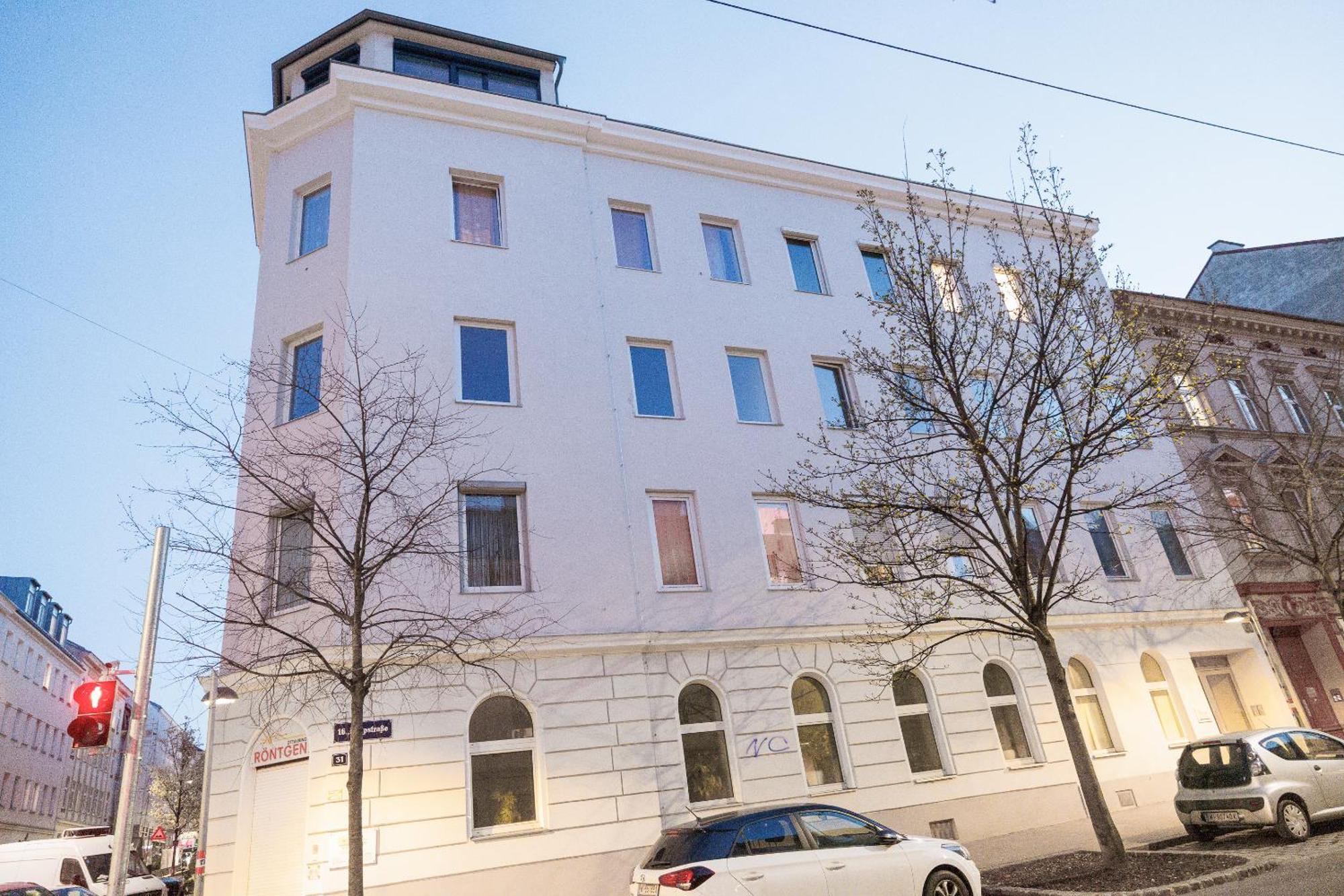 Symphony Apartments 42 - Modern Loft With Terrace And Grill In Central Location Vienna Exterior photo